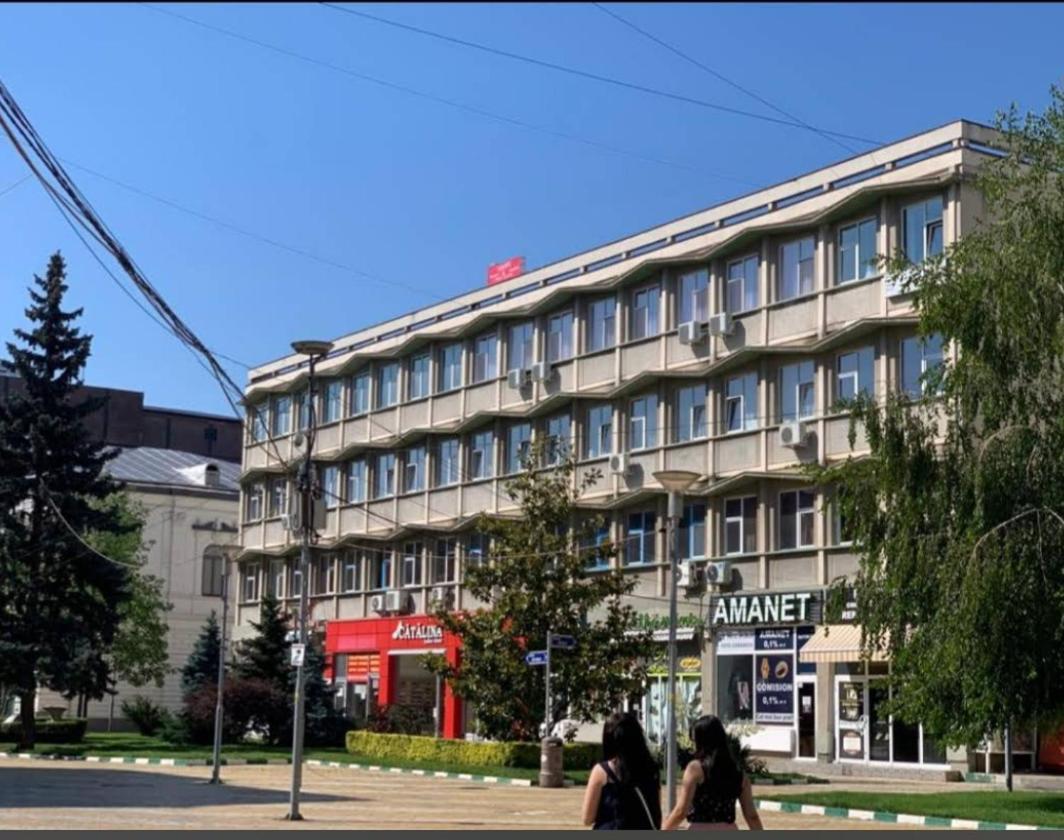 Puzzle Magic Bed & Breakfast Питещ Екстериор снимка
